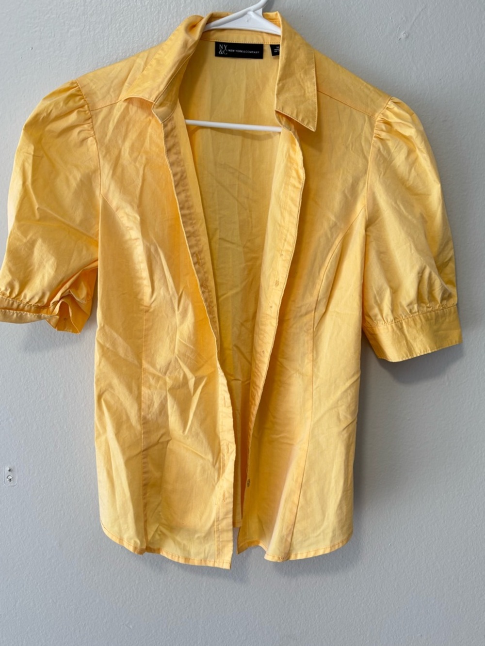 New York & Company Yellow Short Sleeve Button Front Blouse
